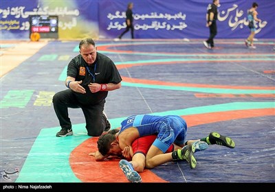 رقابت های کشتی آزاد نوجوانان قهرمانی کشور – مشهد 