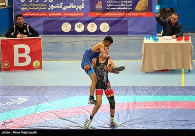 رقابت های کشتی آزاد نوجوانان قهرمانی کشور – مشهد 