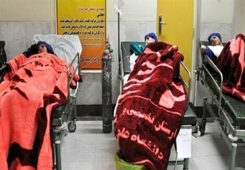 جزئیات مسمومیت 65 دانش‌آموز‌ در شاهین‌دژ‌/ علت مشخص شد
