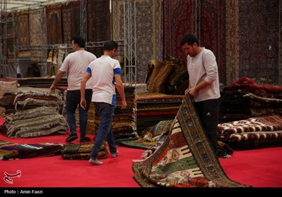 رنگ و نقش فرش‌های دستباف در نمایشگاه بین‌المللی فارس