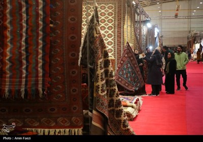 رنگ و نقش فرش‌های دستباف در نمایشگاه بین‌المللی فارس