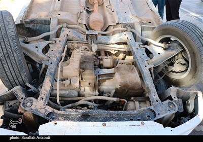 واژگونی خودرو در یکی از میادین اصلی شهر کرمان