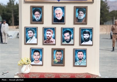 نمایش اقتدار گردان‌های رزمی و بسیجیان بیرجند