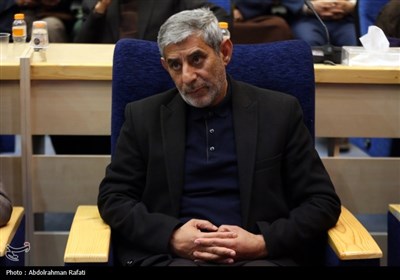 مراسم رونمایی از کتاب فانوسی که افسانه نبود - همدان