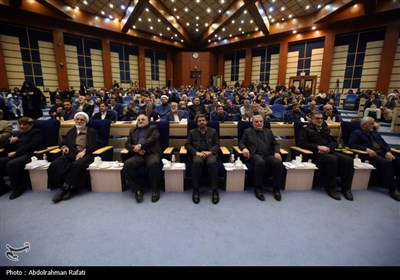 مراسم رونمایی از کتاب فانوسی که افسانه نبود - همدان