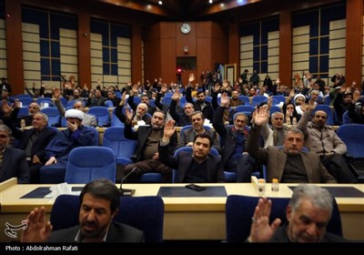 مراسم رونمایی از کتاب فانوسی که افسانه نبود - همدان