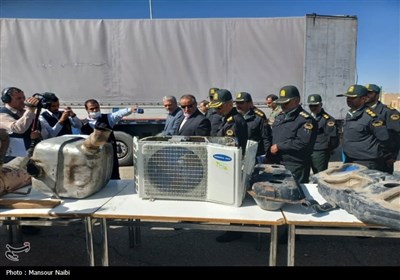 بازدید استاندار خراسان جنوبی از کشفیات مواد مخدر