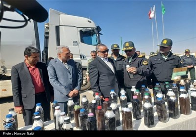 بازدید استاندار خراسان جنوبی از کشفیات مواد مخدر
