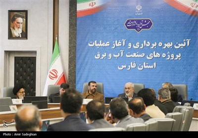 سفر وزیر نیرو به استان فارس
