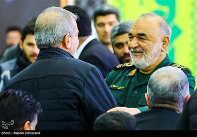 مراسم بزرگداشت شهدای مقاومت در مصلی تهران