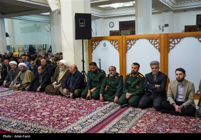 مراسم بزرگداشت شهدای والامقام مقاومت در حرم شاهچراغ
