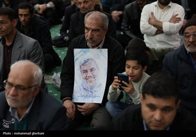 مراسم بزرگداشت شهیدان سید حسن نصرالله و سید هاشم صفی‌الدین در بیرجند
