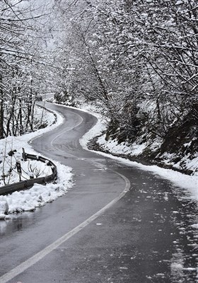 طبیعت برفی مسیر سیاهکل به دیلمان
