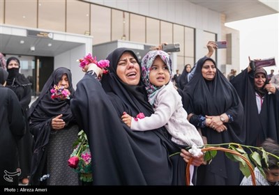 تشییع پیکر مطهر 2 شهید دوران دفاع مقدس در لامرد - فارس