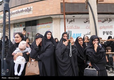 تشییع پیکر مطهر 2 شهید دوران دفاع مقدس در لامرد - فارس