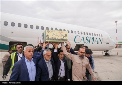 تشییع پیکر مطهر 2 شهید دوران دفاع مقدس در لامرد - فارس