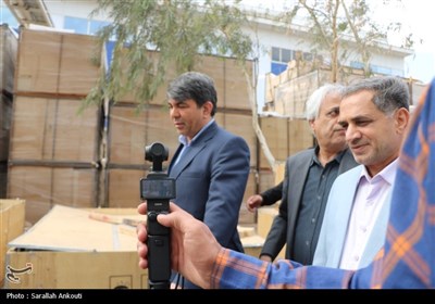 بازدید استاندار کرمان از کارخانجات خودروسازی بم
