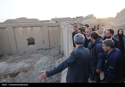 بازدید از بافت تاریخی روستای جهانی اصفهک
