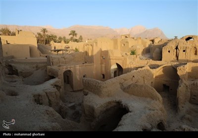 بازدید از بافت تاریخی روستای جهانی اصفهک