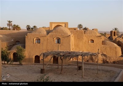 بازدید از بافت تاریخی روستای جهانی اصفهک