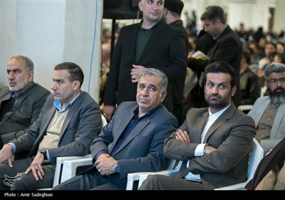 رو نمایی از تقریظ رهبر انقلاب بر کتاب آخرین فرصت