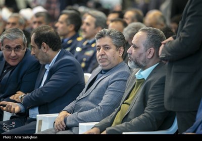 رو نمایی از تقریظ رهبر انقلاب بر کتاب آخرین فرصت