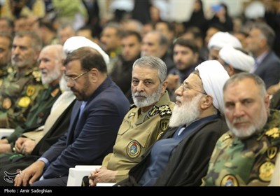 رو نمایی از تقریظ رهبر انقلاب بر کتاب آخرین فرصت