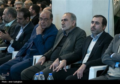 رو نمایی از تقریظ رهبر انقلاب بر کتاب آخرین فرصت