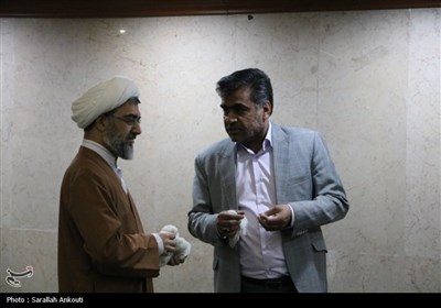 غبارروبی مسجد باقرالعلوم دانشگاه باهنر کرمان 