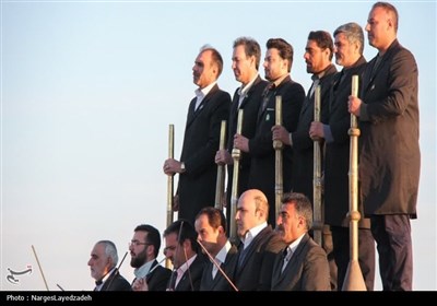 برگزاری آئین نقاره‌زنی آستان هلال بن علی در آران و بیدگل