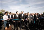 تاکسی برقی و هیبریدی به حمل و نقل عمومی کیش اضافه شد