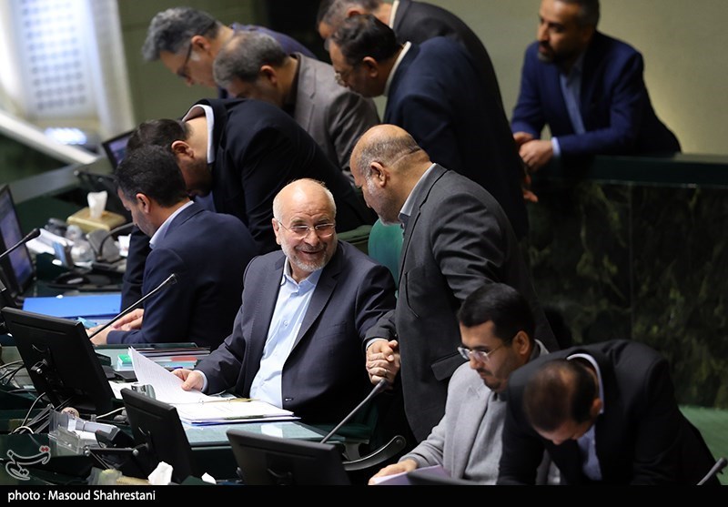 جلسه استیضاح وزیر اقتصاد با حضور رئیس جمهور- عکس خبری تسنیم
