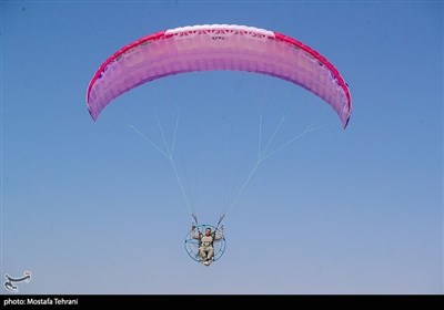 Иранская армия провела десантную операцию в рамках учений на юго-востоке страны