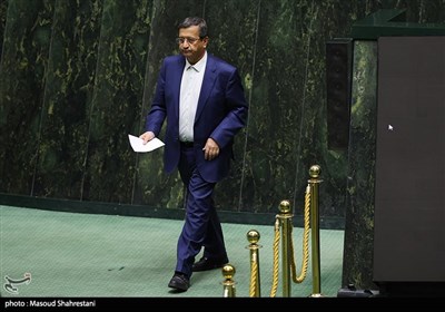 جلسه استیضاح وزیر اقتصاد با حضور رئیس جمهور