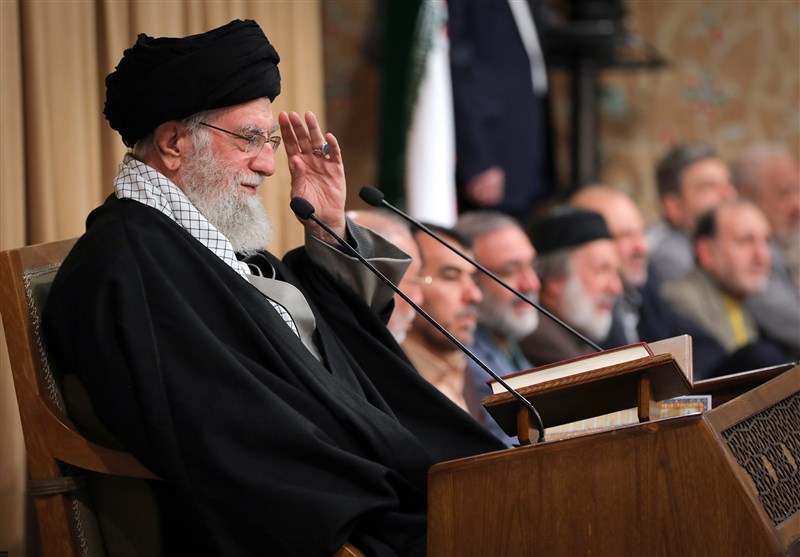 Ayatollah Khamenei Highlights Teachings of Quran in Countering Arrogance