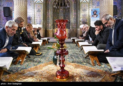 ترتیل خوانی و تفسیر قرآن کریم در مسجد نصیرالملک