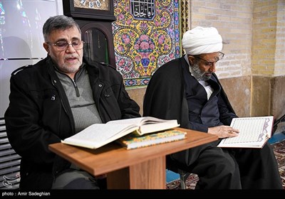 ترتیل خوانی و تفسیر قرآن کریم در مسجد نصیرالملک