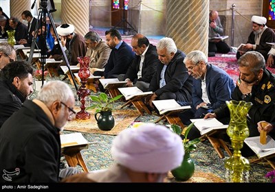 ترتیل خوانی و تفسیر قرآن کریم در مسجد نصیرالملک