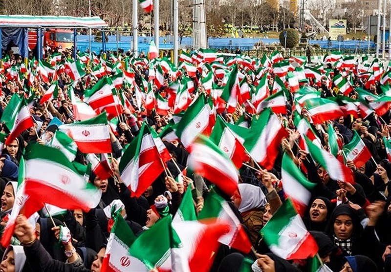 آرمان‌گرایی انقلاب اسلامی خردورزانه و واقع‌بینانه است+فیلم