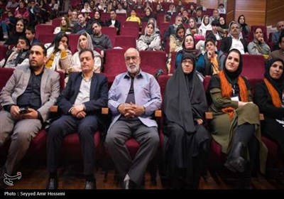 تجلیل از والدین ورزشکاران مدال‌آور بوشهری