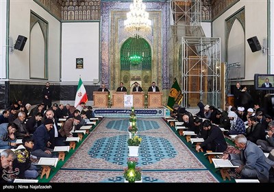 جز خوانی قرآن کریم در حرم مطهر امام رضا (ع)