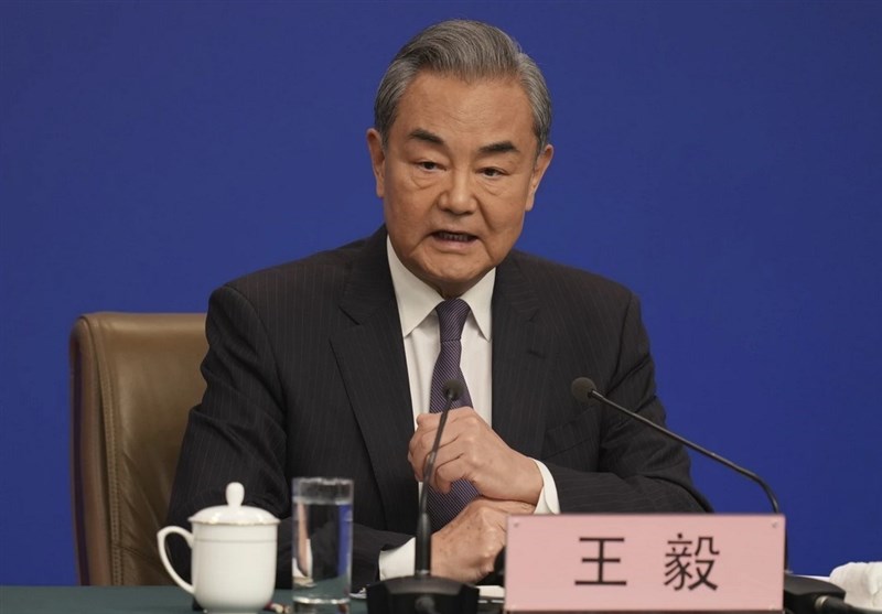 China’s Foreign Minister Raps US Tariffs