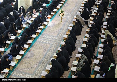 مراسم جزخوانی قرآن کریم در حرم حضرت معصومه (ع)