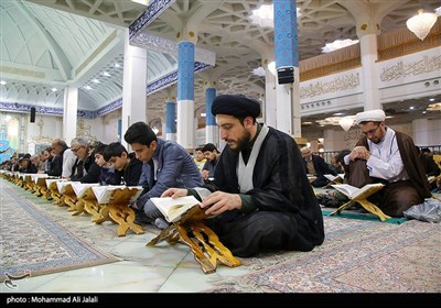 مراسم جزخوانی قرآن کریم در حرم حضرت معصومه (ع)