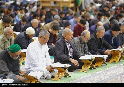 مراسم جزخوانی قرآن کریم در حرم حضرت معصومه (ع)
