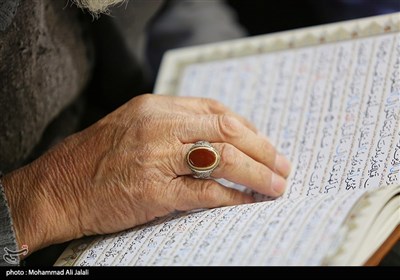 مراسم جزخوانی قرآن کریم در حرم حضرت معصومه (ع)