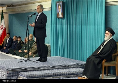 دیدار مسئولان و کارگزاران نظام با رهبر معظم انقلاب