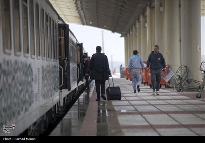 آیین افتتاح قطار پنج‌ستاره کرمانشاه