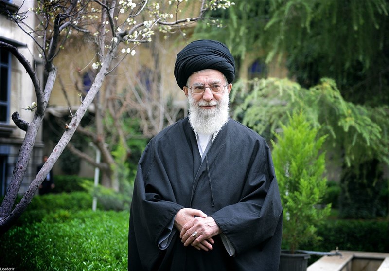 چرایی تعیین شعار سال توسط رهبر انقلاب؛ الزامات و کارکردها