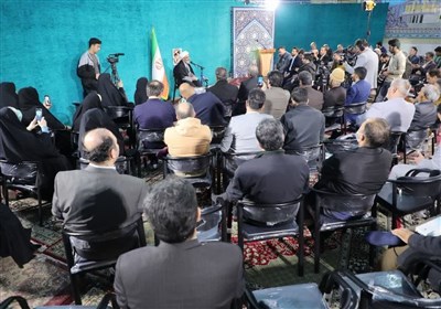 دیدار رمضانی خبرنگاران با نماینده ولی فقیه در استان سمنان